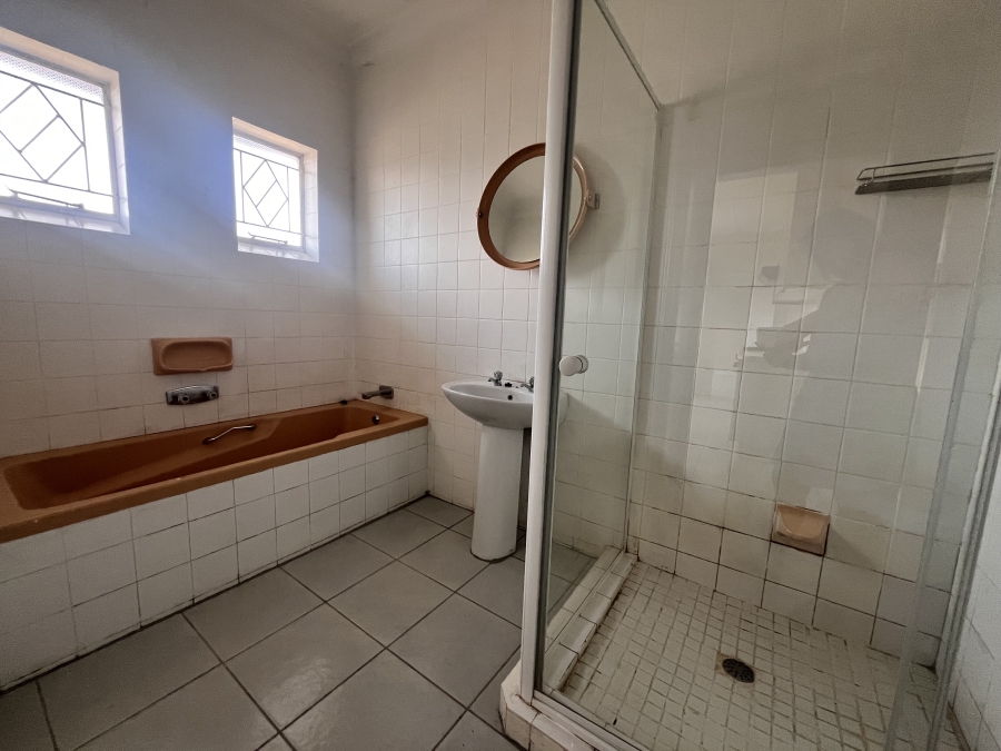To Let 3 Bedroom Property for Rent in Flamwood North West